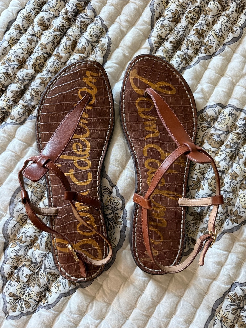 Sam Edelman Brown Croc-Embossed T-Strap Sandals - Picture 1 of 3